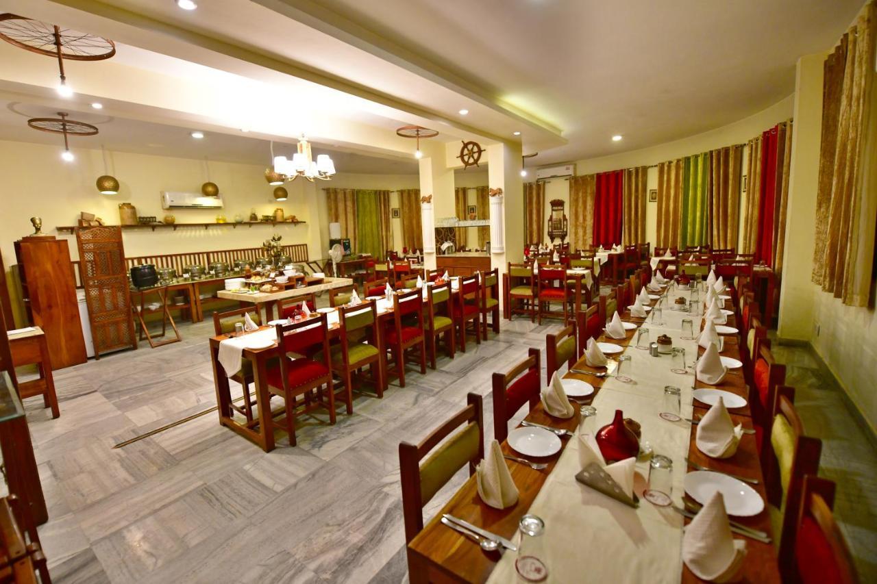 Pride Kadamb Kunj Resort Bharatpur Luaran gambar